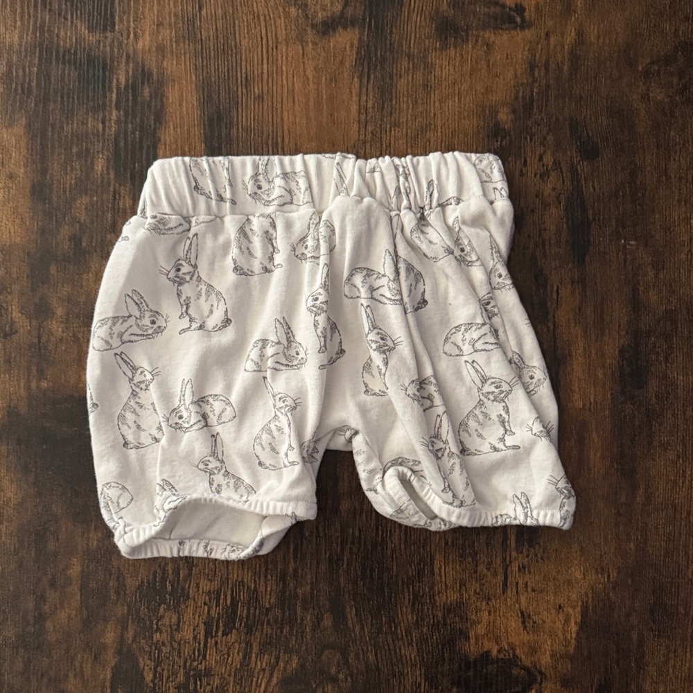 Kate Quinn White Baby Shorts with Animal Print